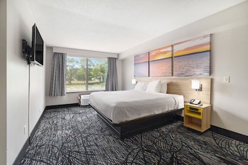 days inn by wyndham muskegon