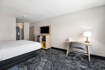 days inn by wyndham muskegon