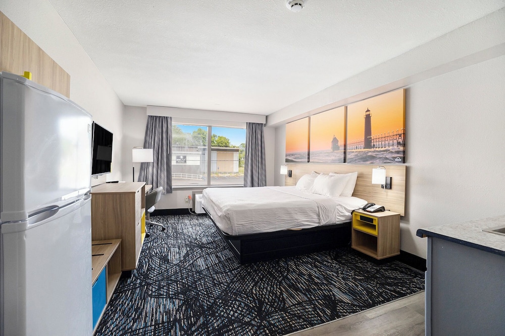 days inn by wyndham muskegon