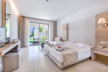 astir odysseus resort and spa