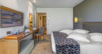 astir odysseus resort and spa