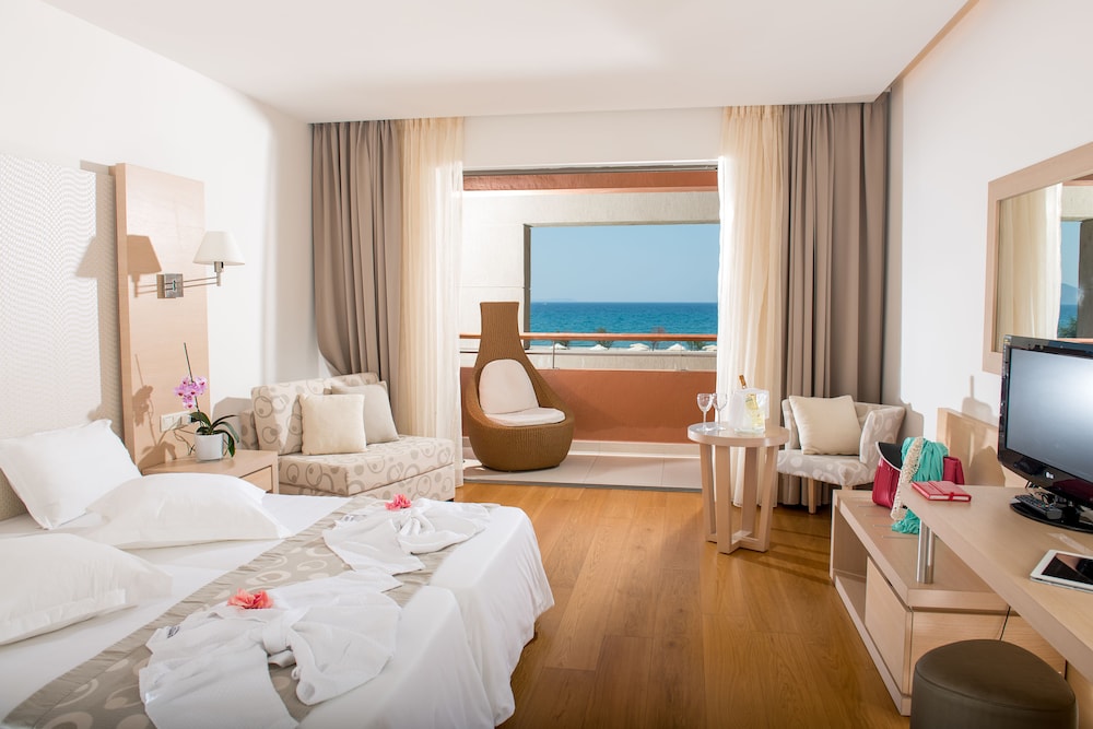 astir odysseus resort and spa