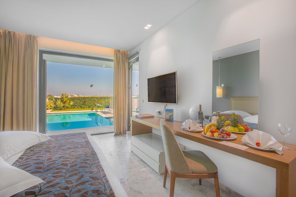astir odysseus resort and spa