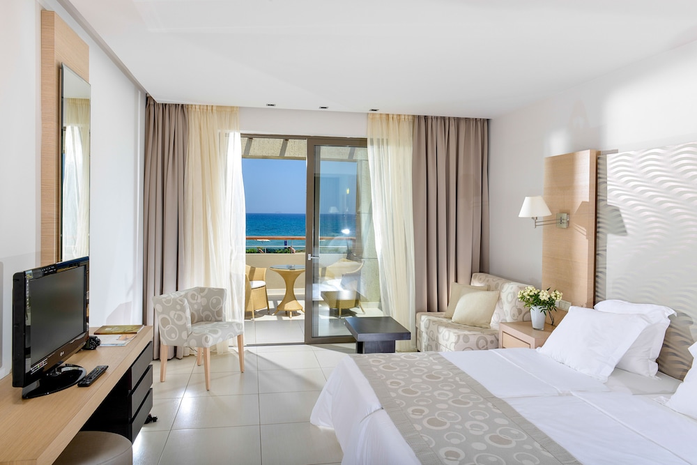 astir odysseus resort and spa