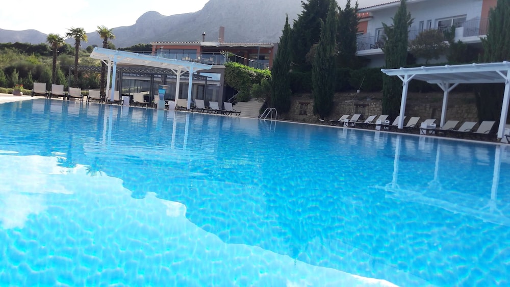 thalassa hotel