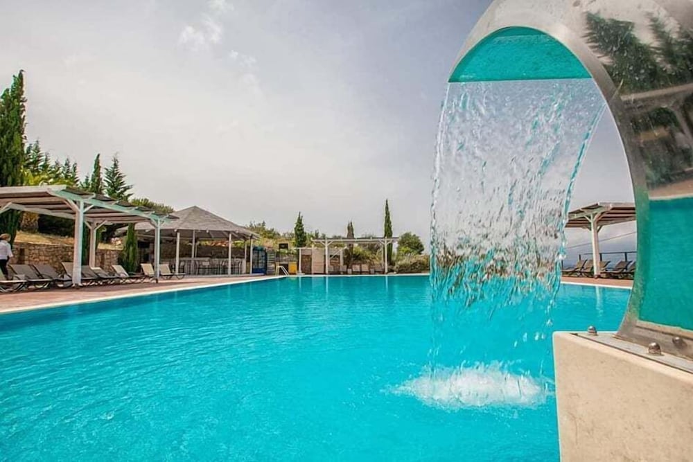thalassa hotel