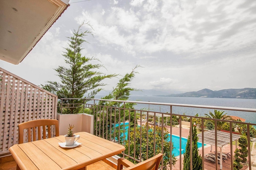 thalassa hotel