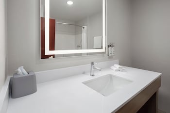 holiday inn express hotel and suites acme traverse city by ihg