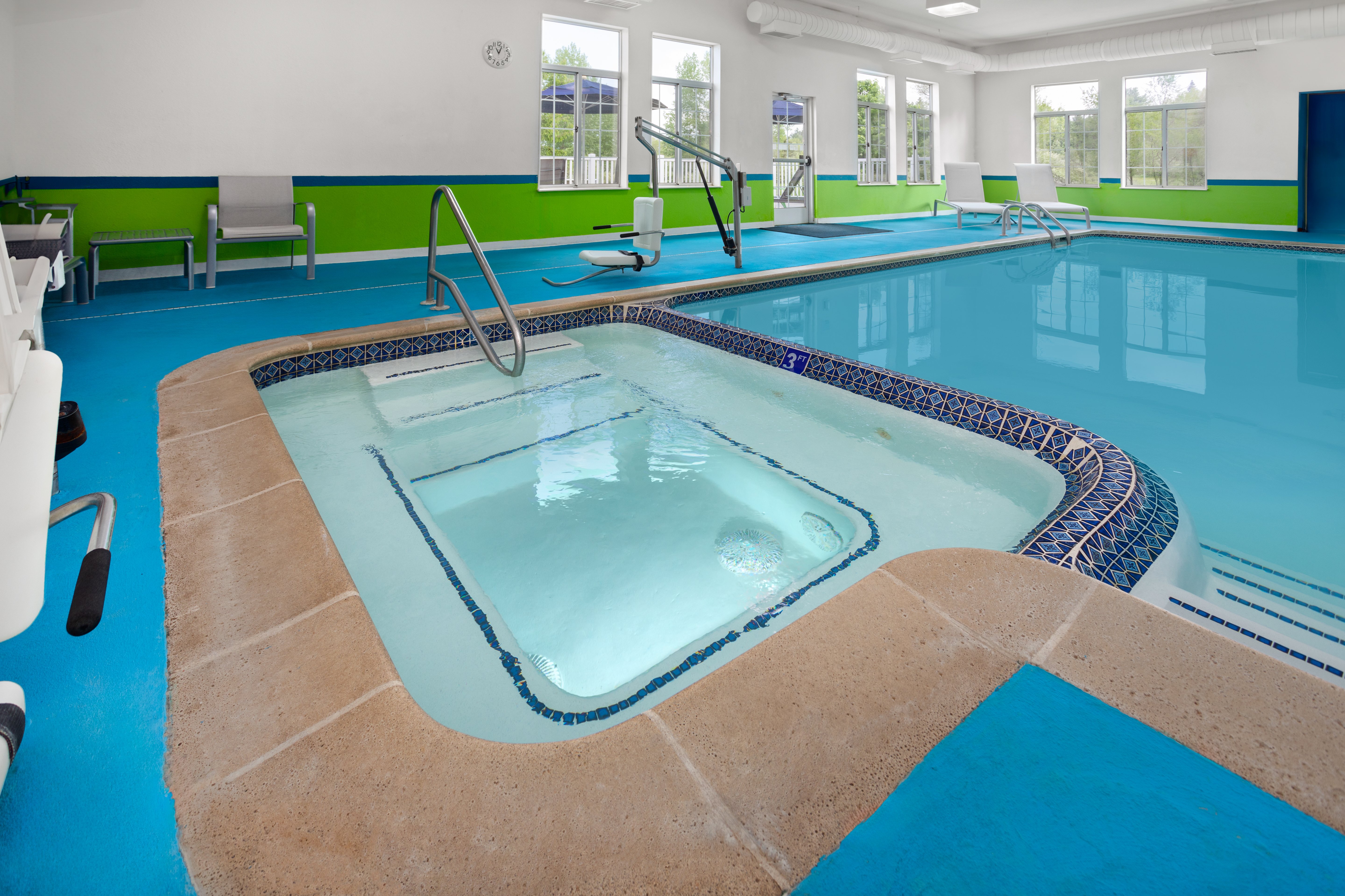 holiday inn express hotel and suites acme traverse city by ihg
