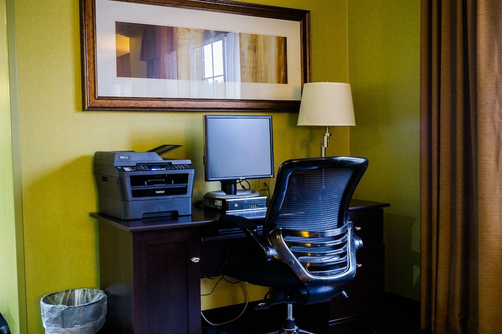 holiday inn express hotel and suites acme traverse city by ihg