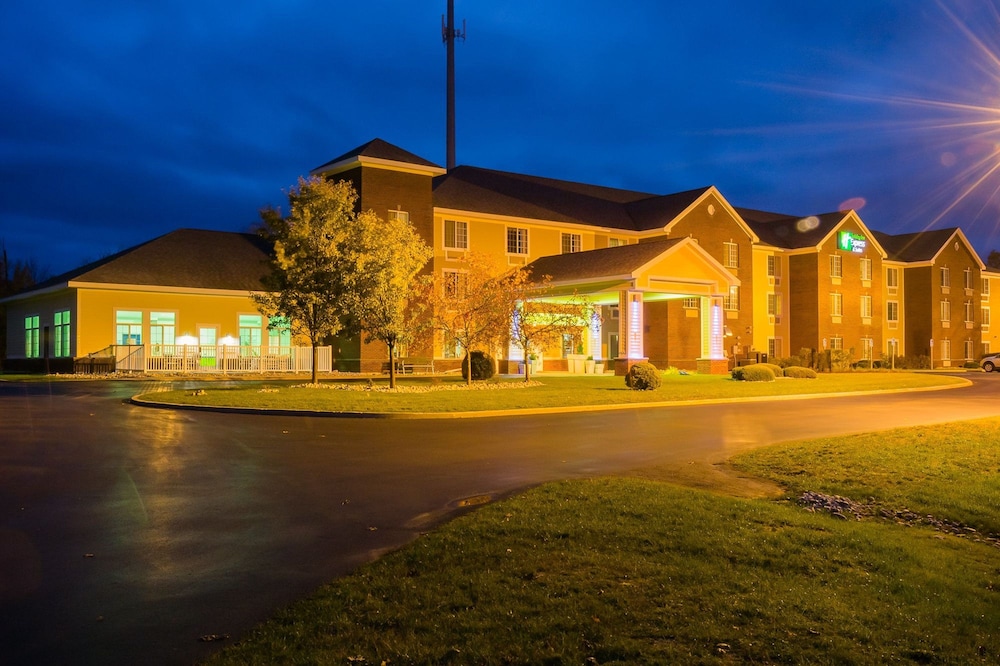 holiday inn express hotel and suites acme traverse city by ihg