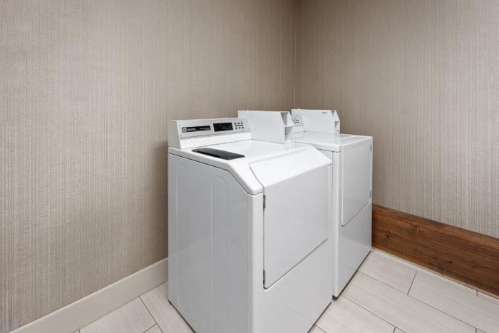 holiday inn express hotel and suites acme traverse city by ihg