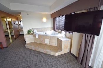 canad inns destination center grand forks