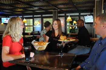 canad inns destination center grand forks