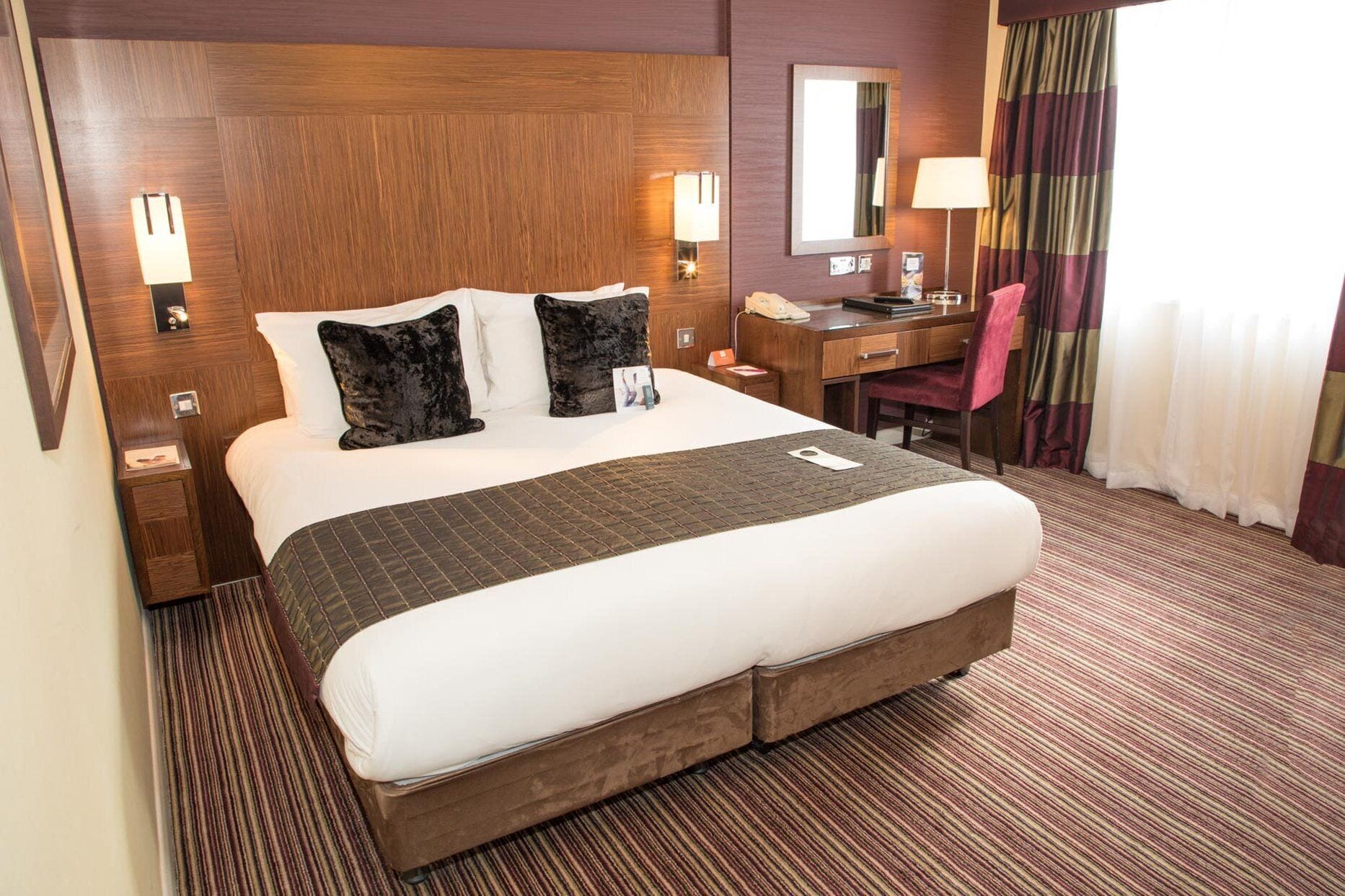 crowne plaza london gatwick airport by ihg