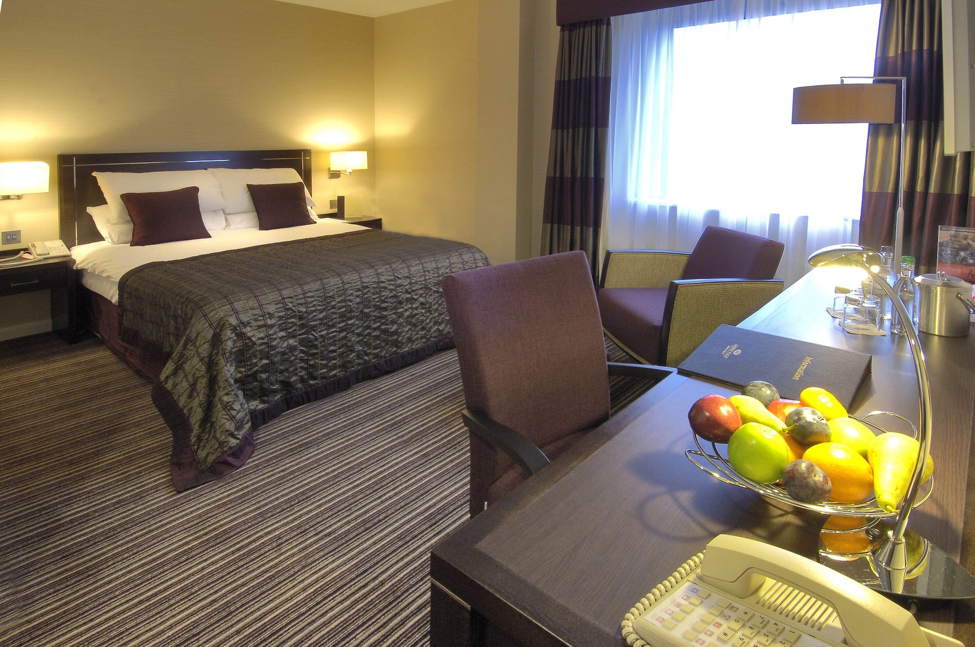 crowne plaza london gatwick airport by ihg