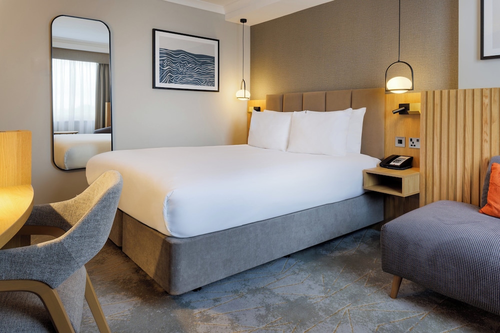 crowne plaza london gatwick airport by ihg