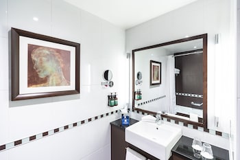 Crowne Plaza London- Gatwick Airport By Ihg,,4 star