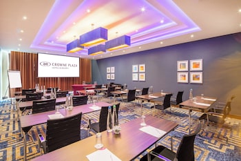 crowne plaza london gatwick airport by ihg