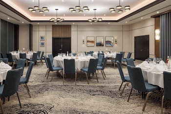crowne plaza london gatwick airport by ihg