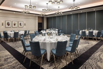 crowne plaza london gatwick airport by ihg
