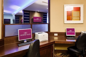 crowne plaza london gatwick airport by ihg