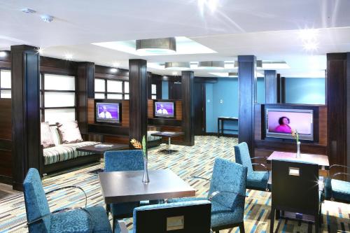 crowne plaza london gatwick airport by ihg