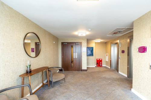 crowne plaza london gatwick airport by ihg