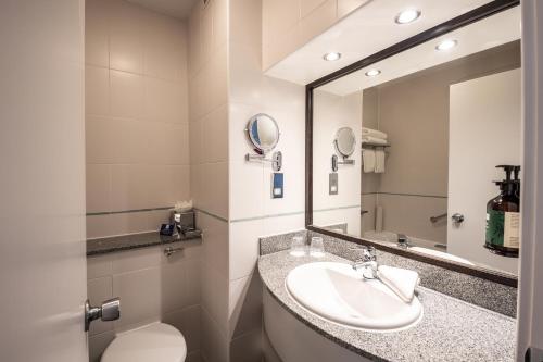 crowne plaza london gatwick airport by ihg