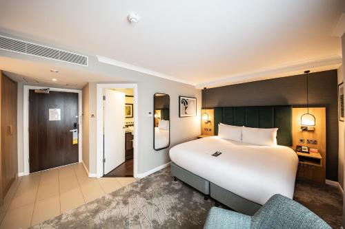 crowne plaza london gatwick airport by ihg