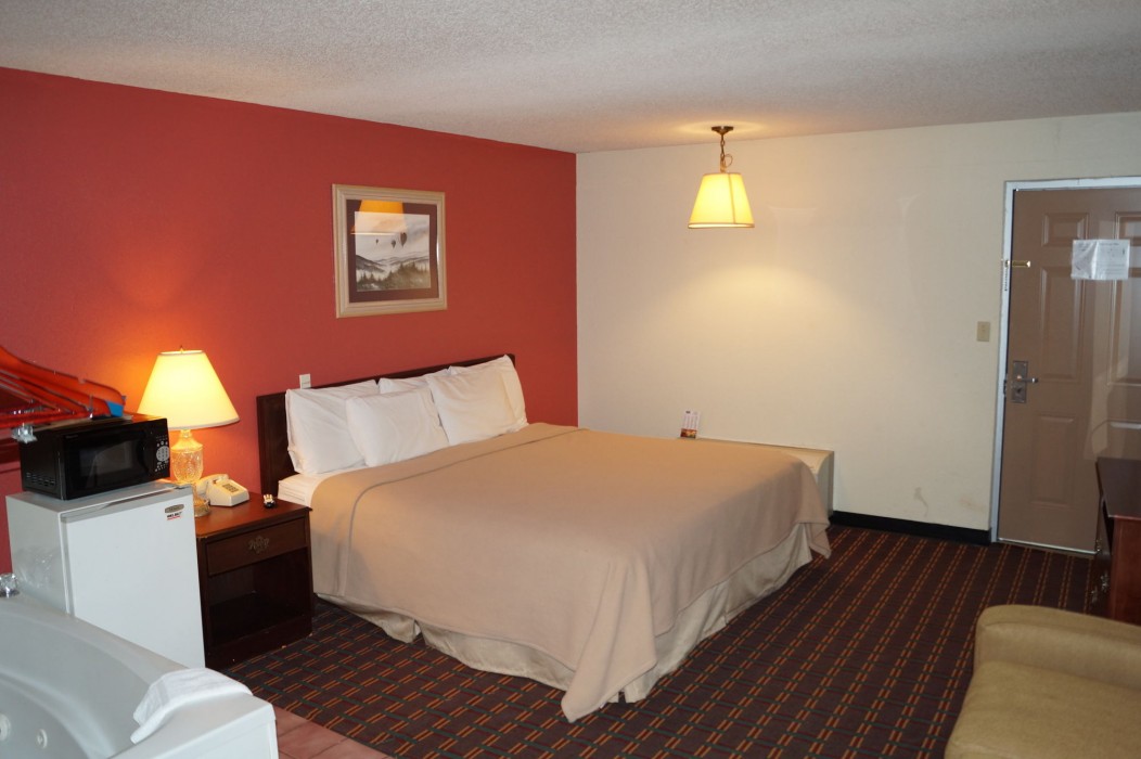 bear mount inn and suites