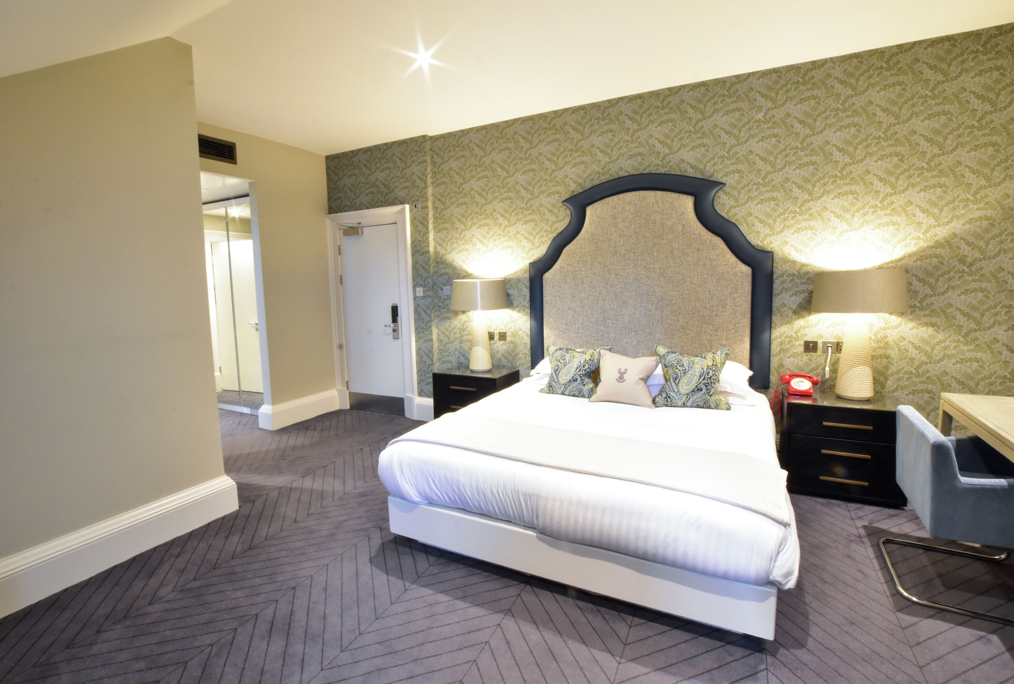 the rutland hotel and apartments