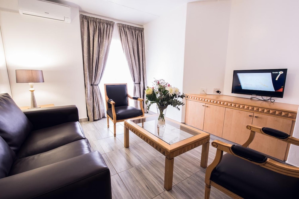 airport inn and suites