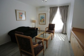 airport inn and suites