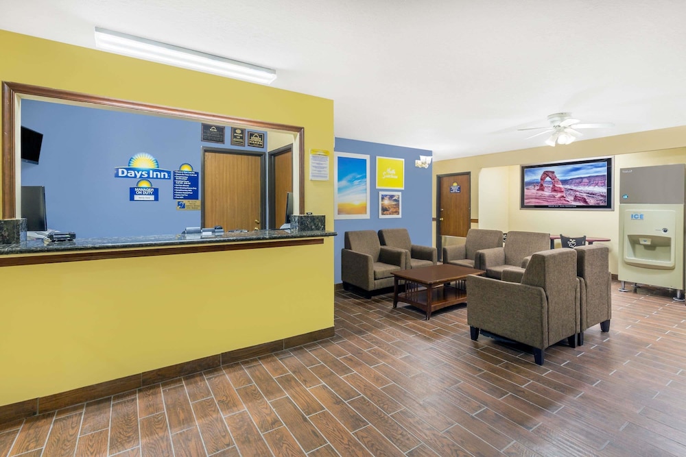 Days Inn By Wyndham Moab,Moab>>Arches National Park,2 star