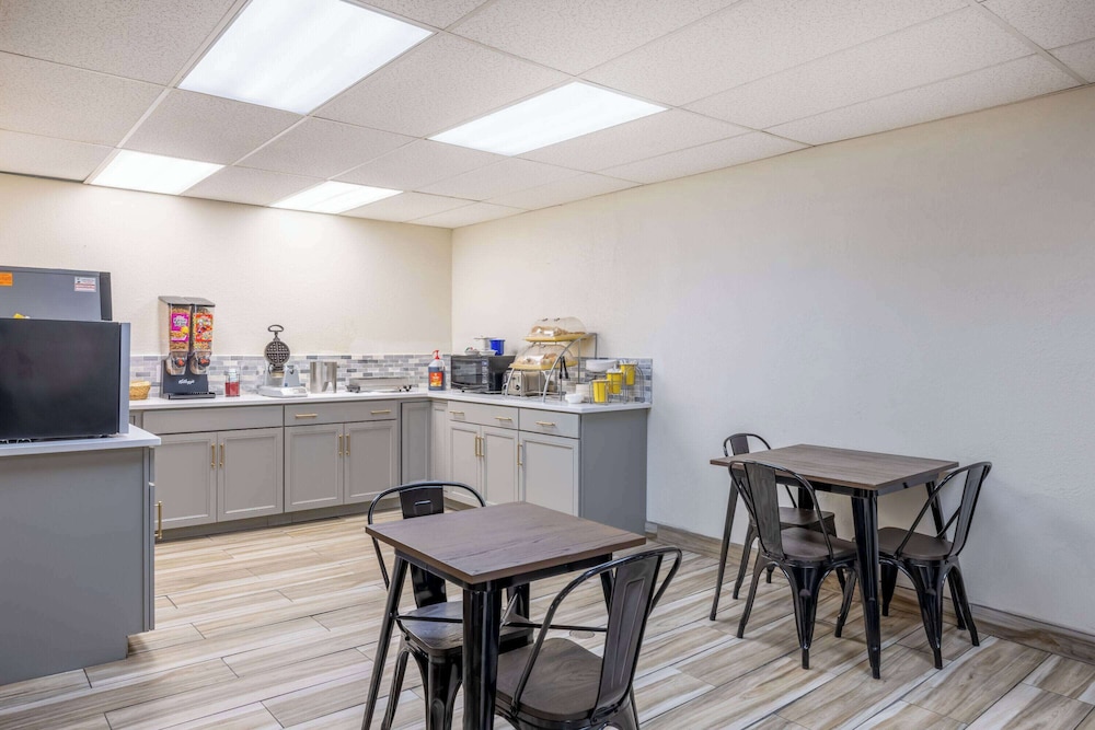 wingate by wyndham butte city center i 15 i 90