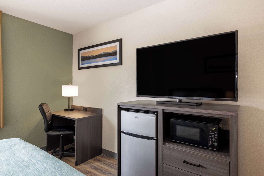 wingate by wyndham butte city center i 15 i 90