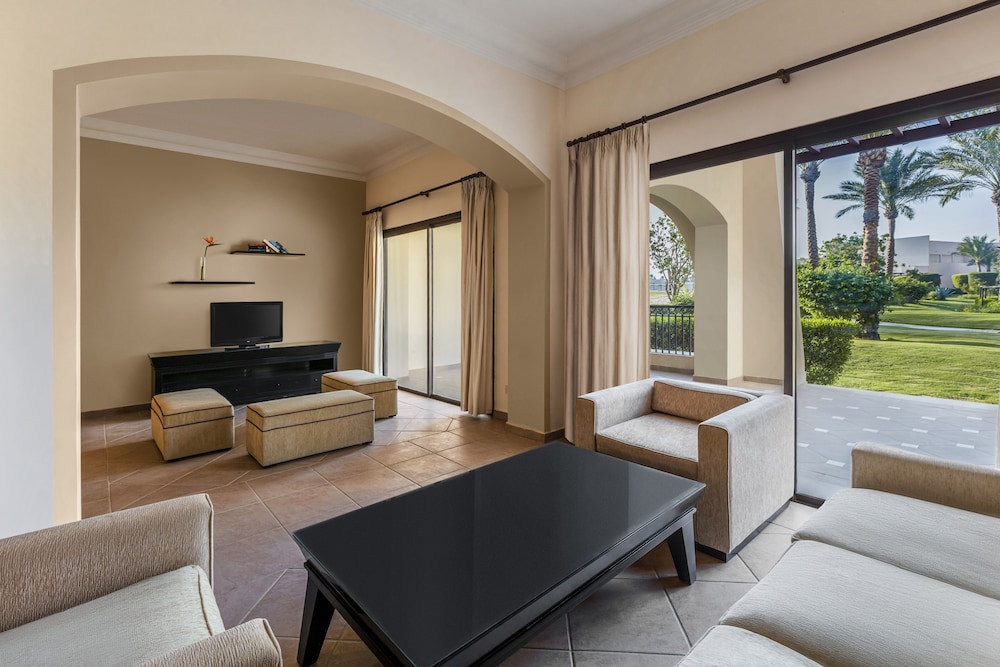 jaz makadi saraya palms