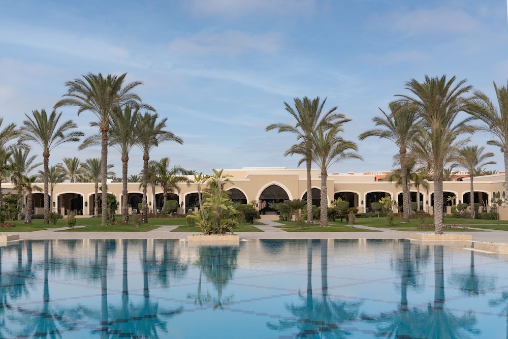 jaz oriental almaza bay