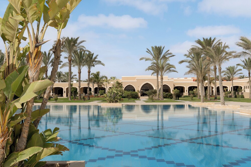 jaz oriental almaza bay