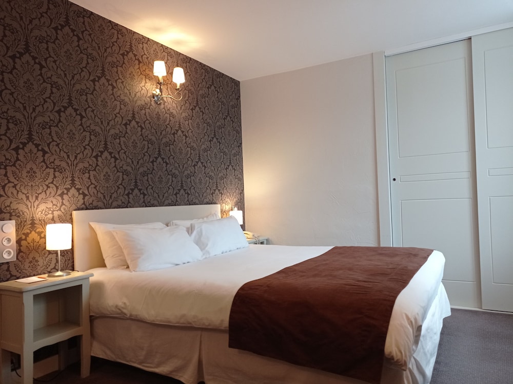 hotel le grand monarque