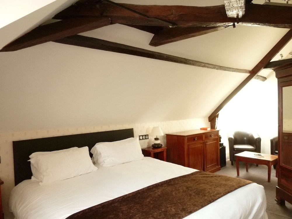 hotel le grand monarque