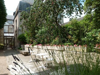 hotel le grand monarque