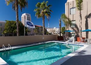 hampton inn san diego downtown