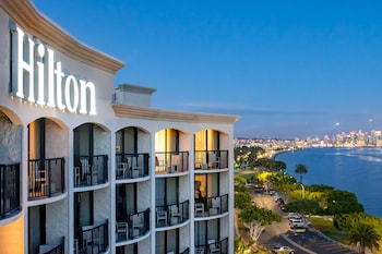 Hilton San Diego Airport/Harbor Island,Harbor Island>>California,4 star