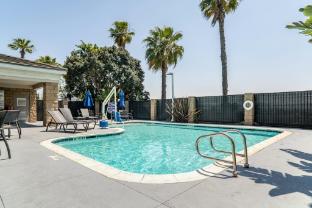 holiday inn express and suites san diego otay mesa