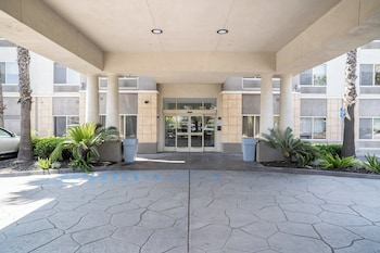holiday inn express and suites san diego otay mesa