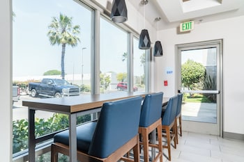holiday inn express and suites san diego otay mesa