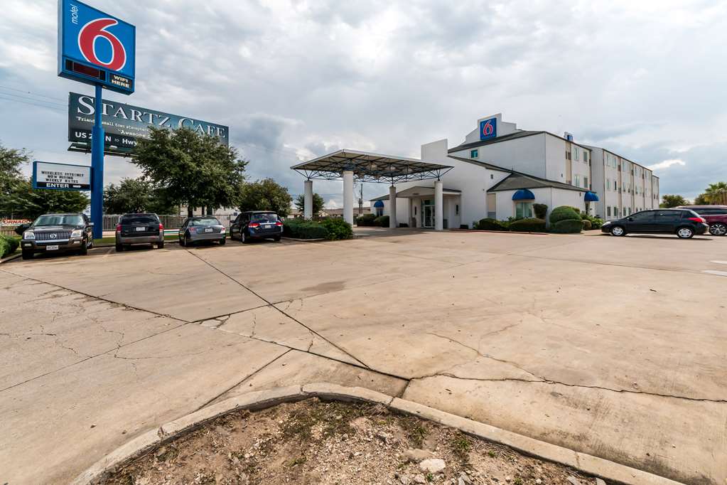motel 6 san antonio tx south