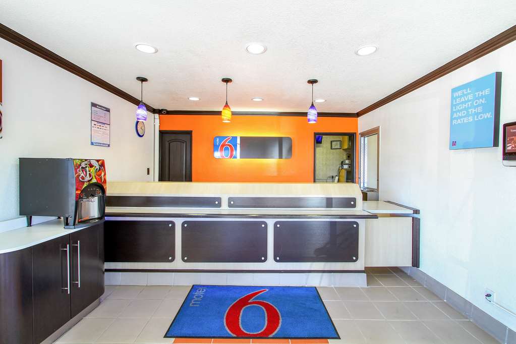 motel 6 san diego airport harbor